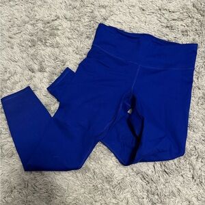 Women’s blue fabletics leggings